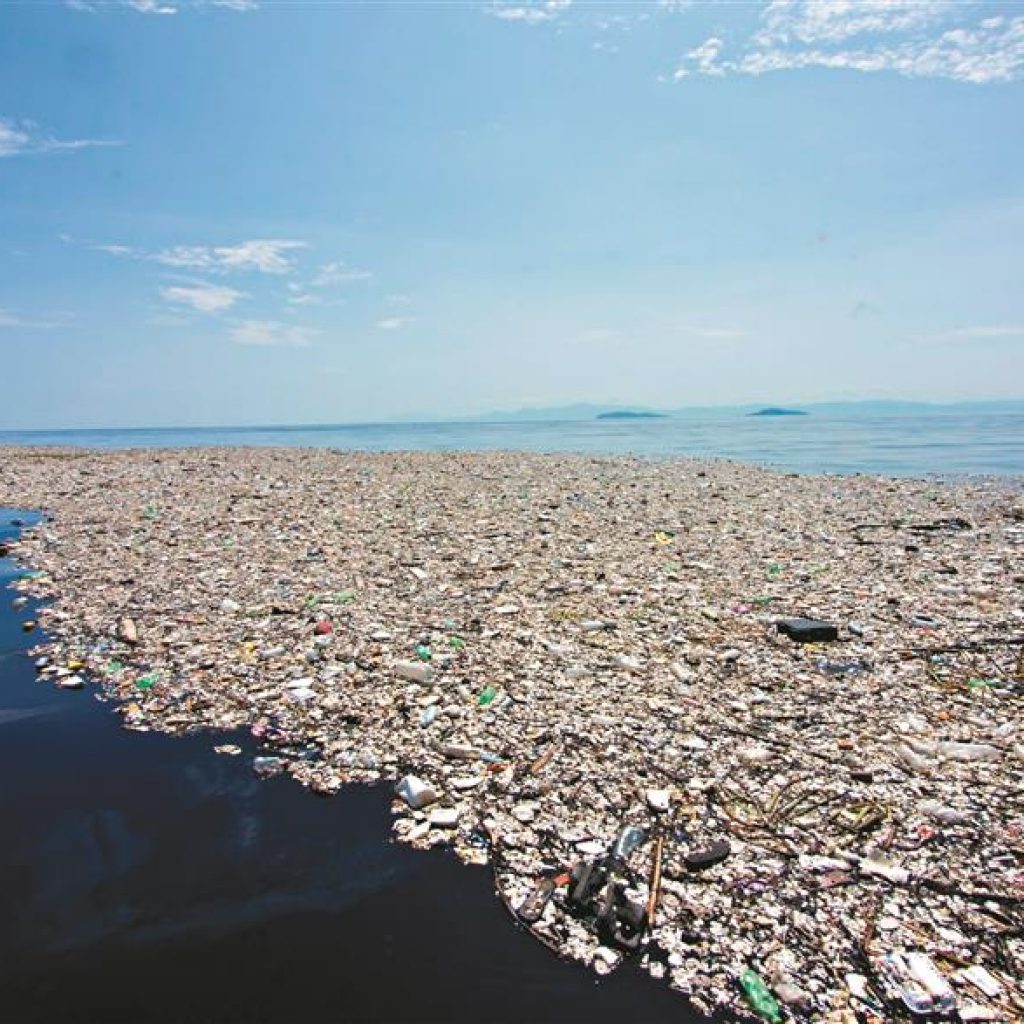 ilha de plástico do pacífico